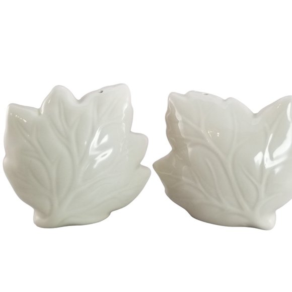 Vintage White Ceramic/ Pottery Maple Leaf Shaped Salt & Pepper Shakers - Picture 1 of 5